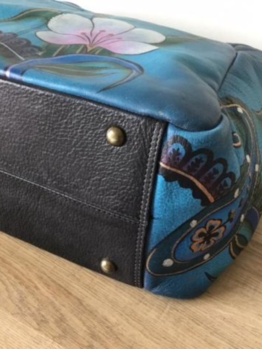 Anuschka Teal Floral Shoulder Bag with Pink and Blue Accents and Makeup Bag - Picture 9 of 14